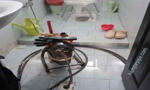 بازکردن لوله سرویس بهداشتی